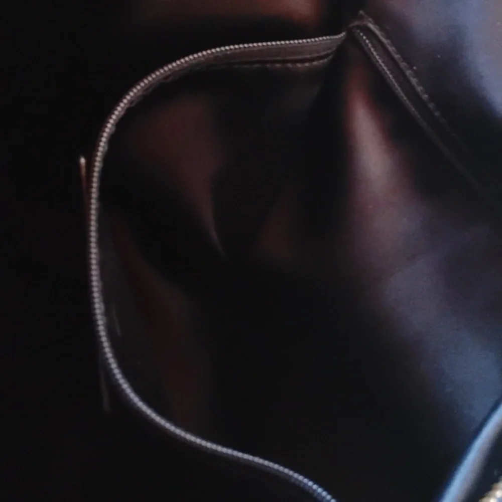 Coach Vintage Black Leather Tote/ messenger large Bag